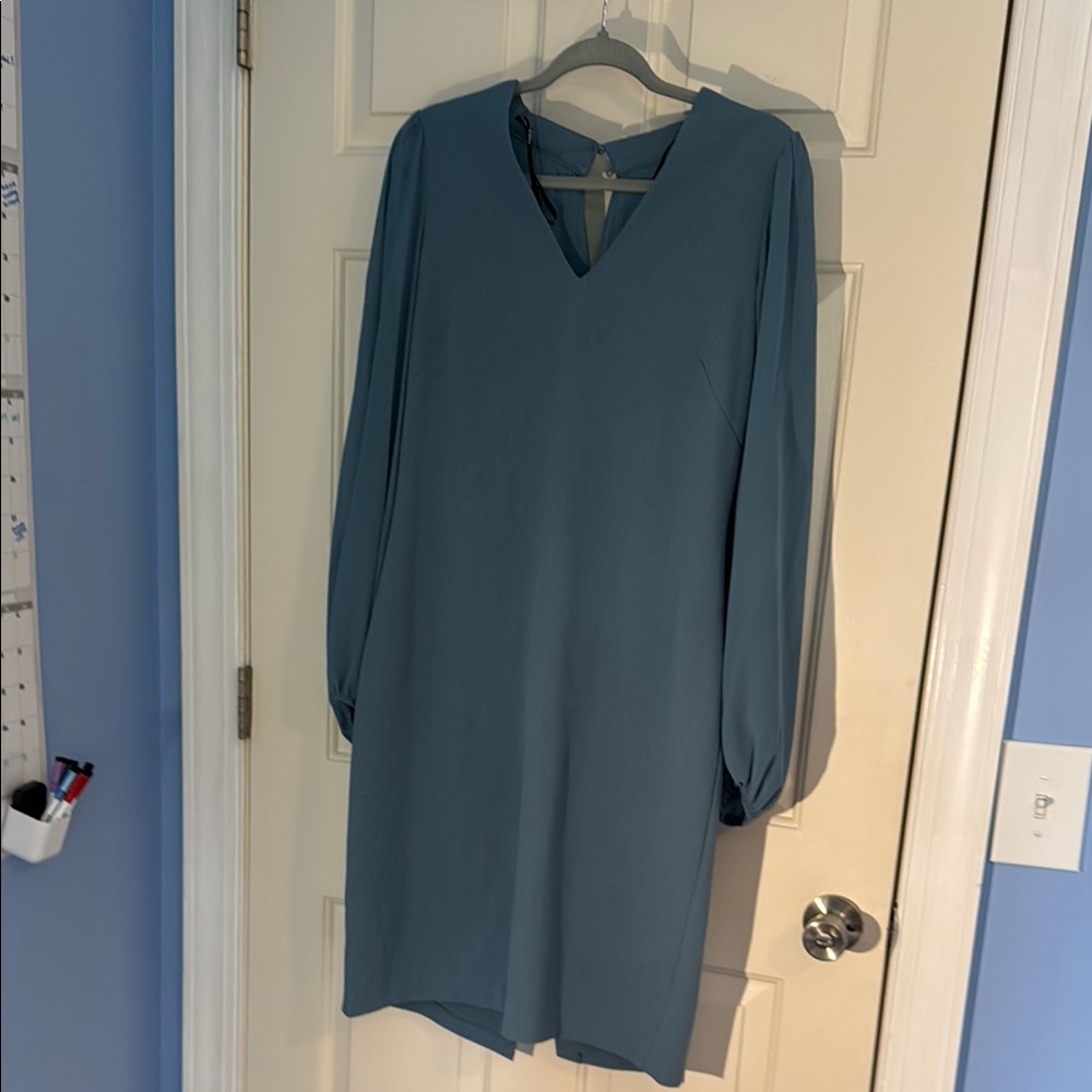 Elegant Blue V-Neck Dress